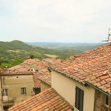 Casa Torre Castello Nyaraló Montieri